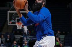 爱游戏体育-关于哈登迎来七赛季高光表现，独行侠球迷沸腾！的信息