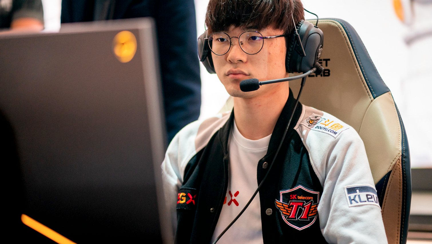 Faker连续十场比赛得分超过高光表现,MAD挑战极限!的简单介绍 Faker连续十场比赛得分超过高光表现,MAD挑战极限!的简单介绍